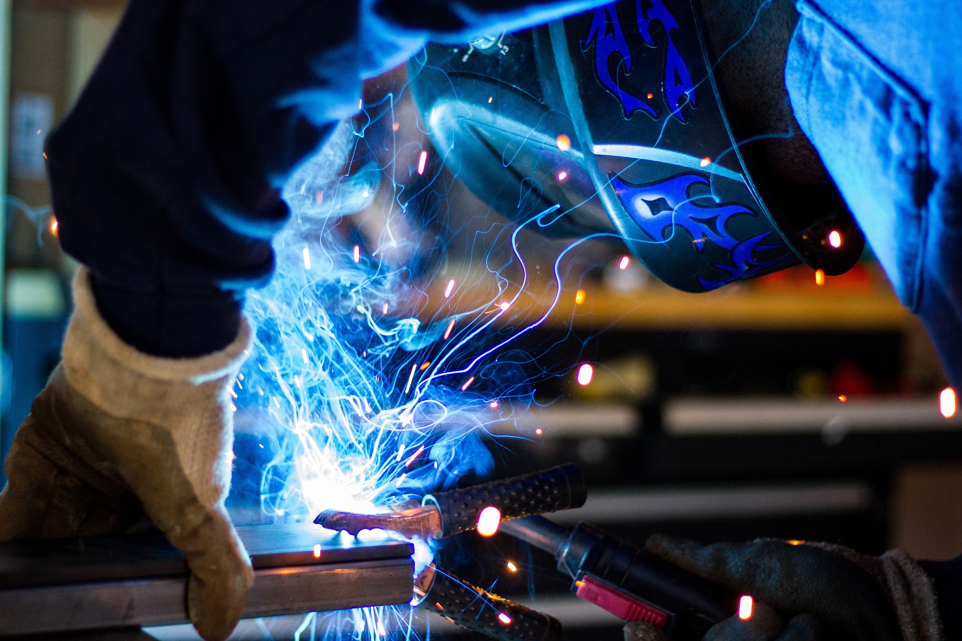 Technologie (c) pixabay Symbolbild Technologie Schweißerarbeit